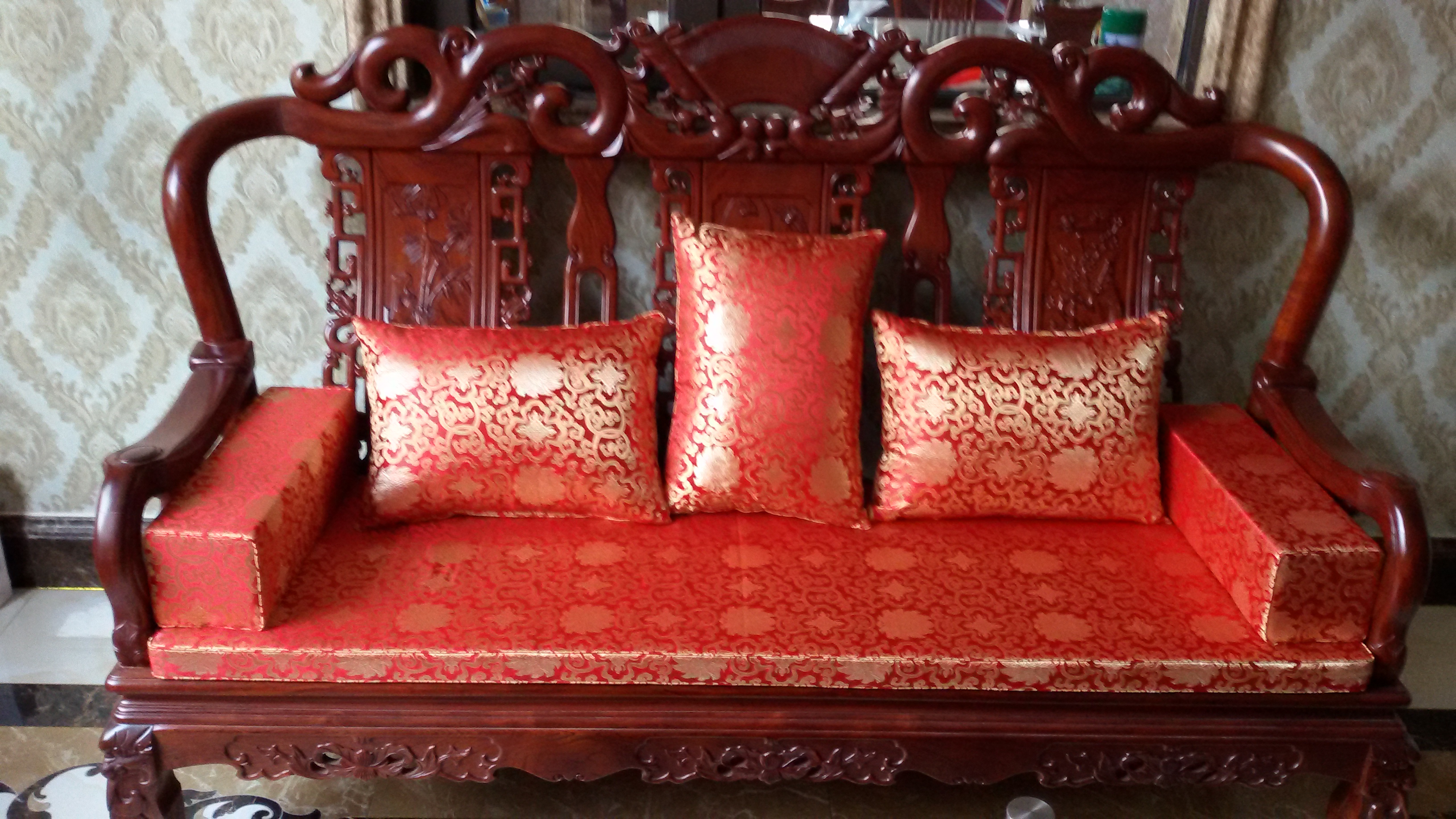 济南定做沙发垫红木沙发套环保坐垫海绵坐垫的图片