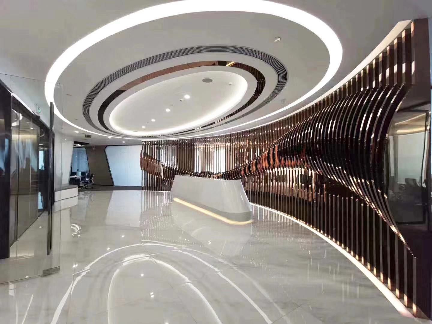 珠江新城标志建筑广州国际金融中心千万豪装带家私的图片