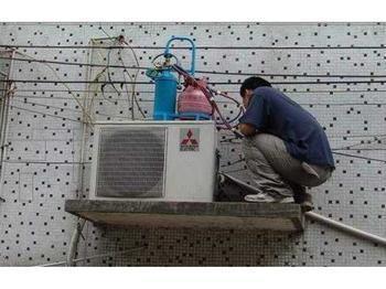 义乌市及周边专业空调拆装维修清洗回收的图片