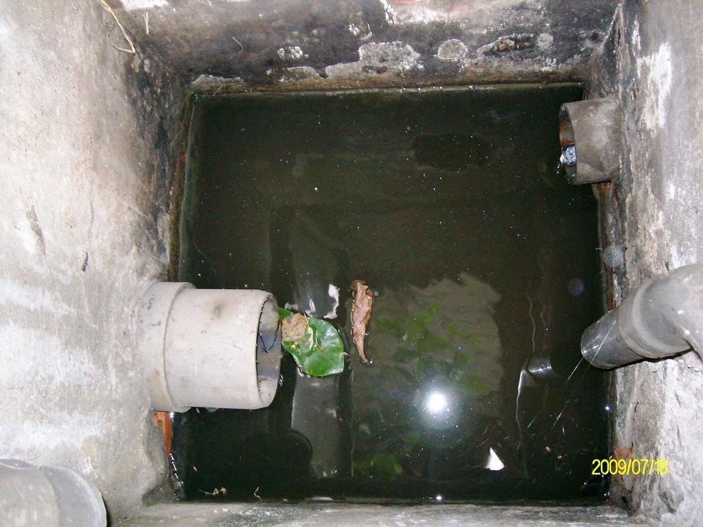 北仑郭巨清理污水池电话抽污水+抽淤泥一站式服务的图片