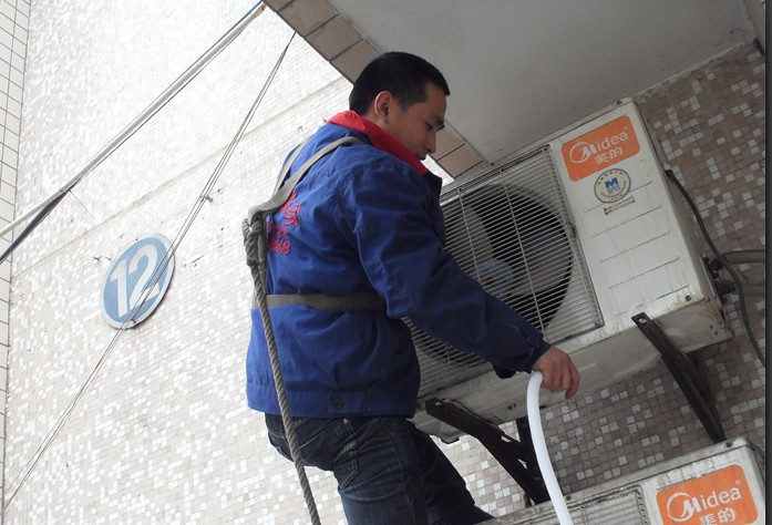 义乌市城西街道空调拆装维修清洗回收出租的图片