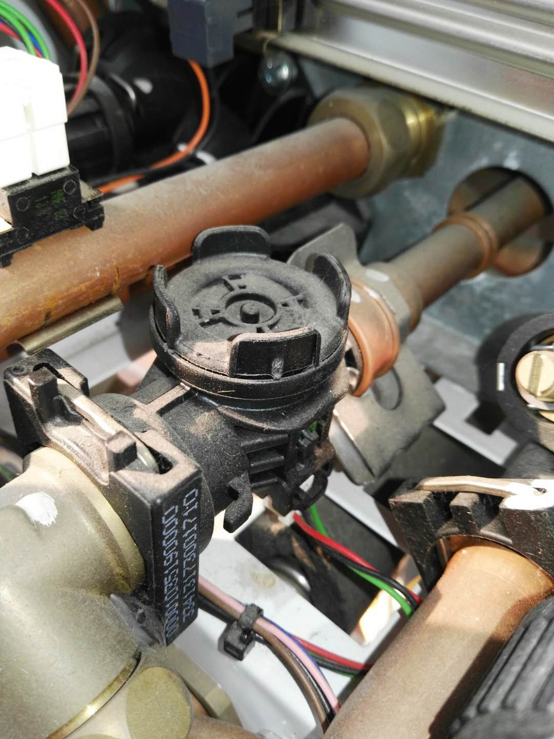 热水器维修不加热电热水器专业热水器维修的图片
