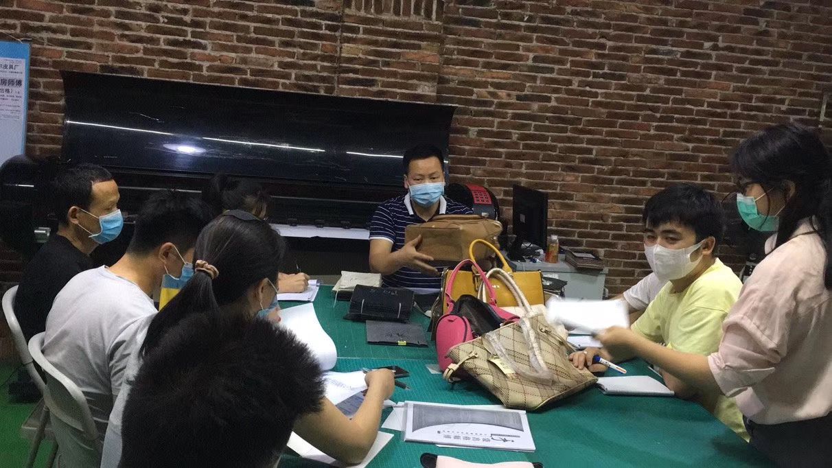 广州市狮岭镇手袋出格培训、手袋设计培训 