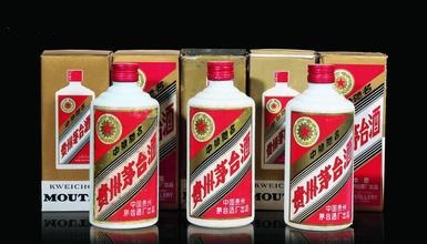 上海回收茅台酒瓶上海回收酒瓶多少钱一个的图片