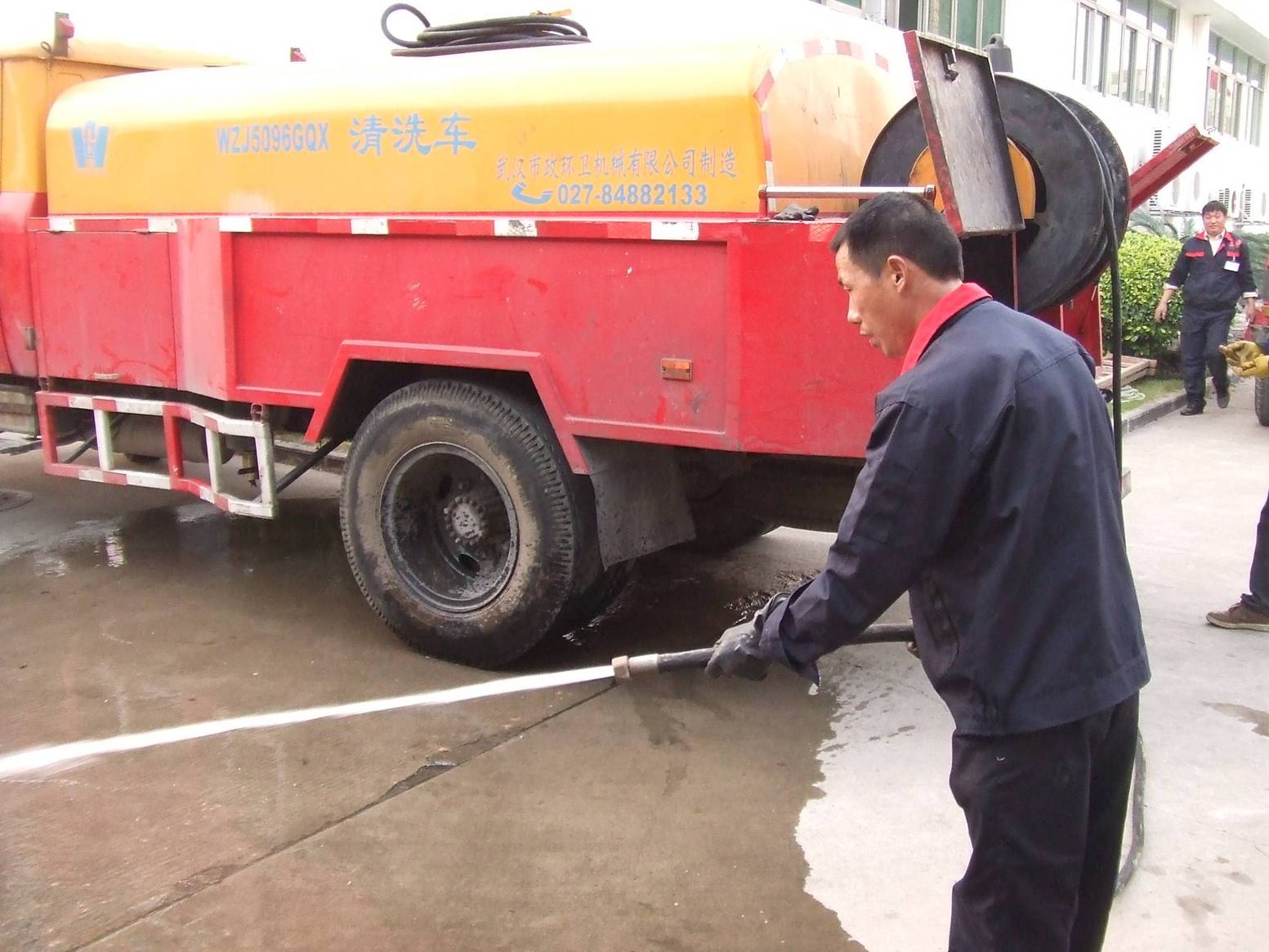 广州番禺清理化粪池、疏通下水道、厕所、高压车清洗
